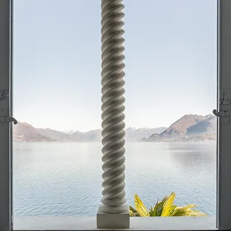 Niobe - Exclusive Lakefront With Private Stresa