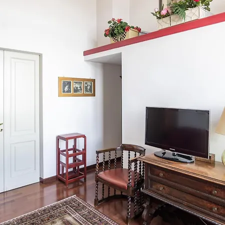 Niobe - Exclusive Lakefront With Private