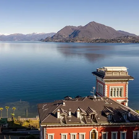 Niobe - Exclusive Lakefront With Private * Stresa